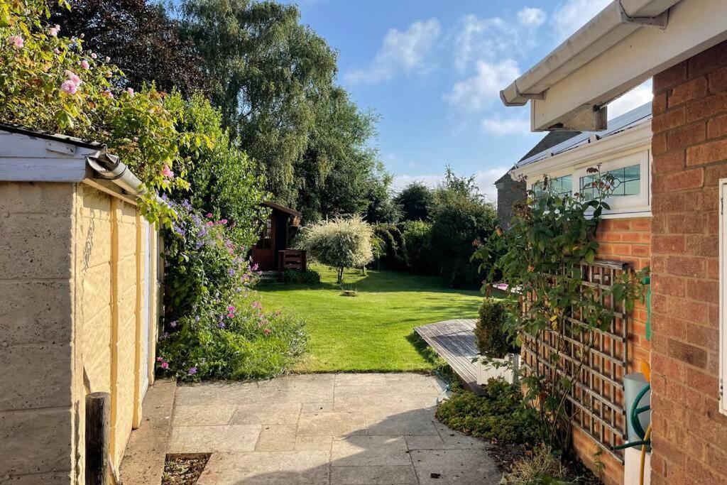 3 Bed Bungalow In Winchcombe, Cotswolds,Gloucester Exteriör bild